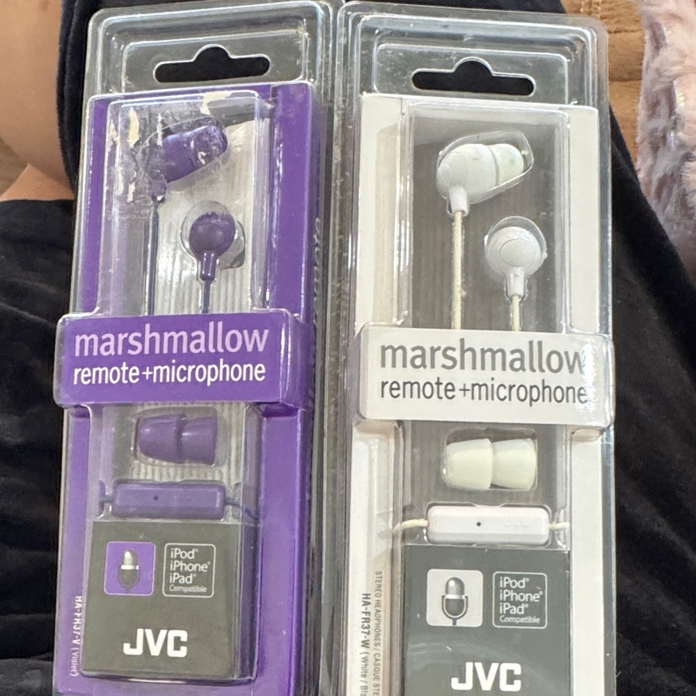 Marshmallow Earbuds with Microphone - Purple and White